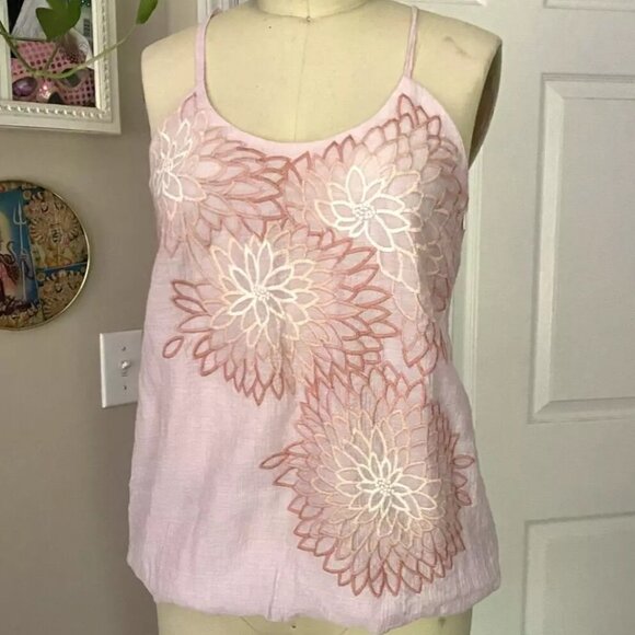 LOVE CULTURE PINK Seersucker Dahlia Embroidery Camisole Tank shirt *SMALL* - Picture 1 of 5